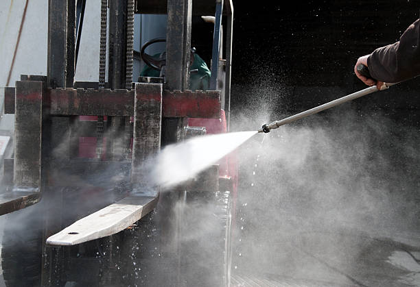 Best Parking Lot and Garage Cleaning  in East Hampton North, NY